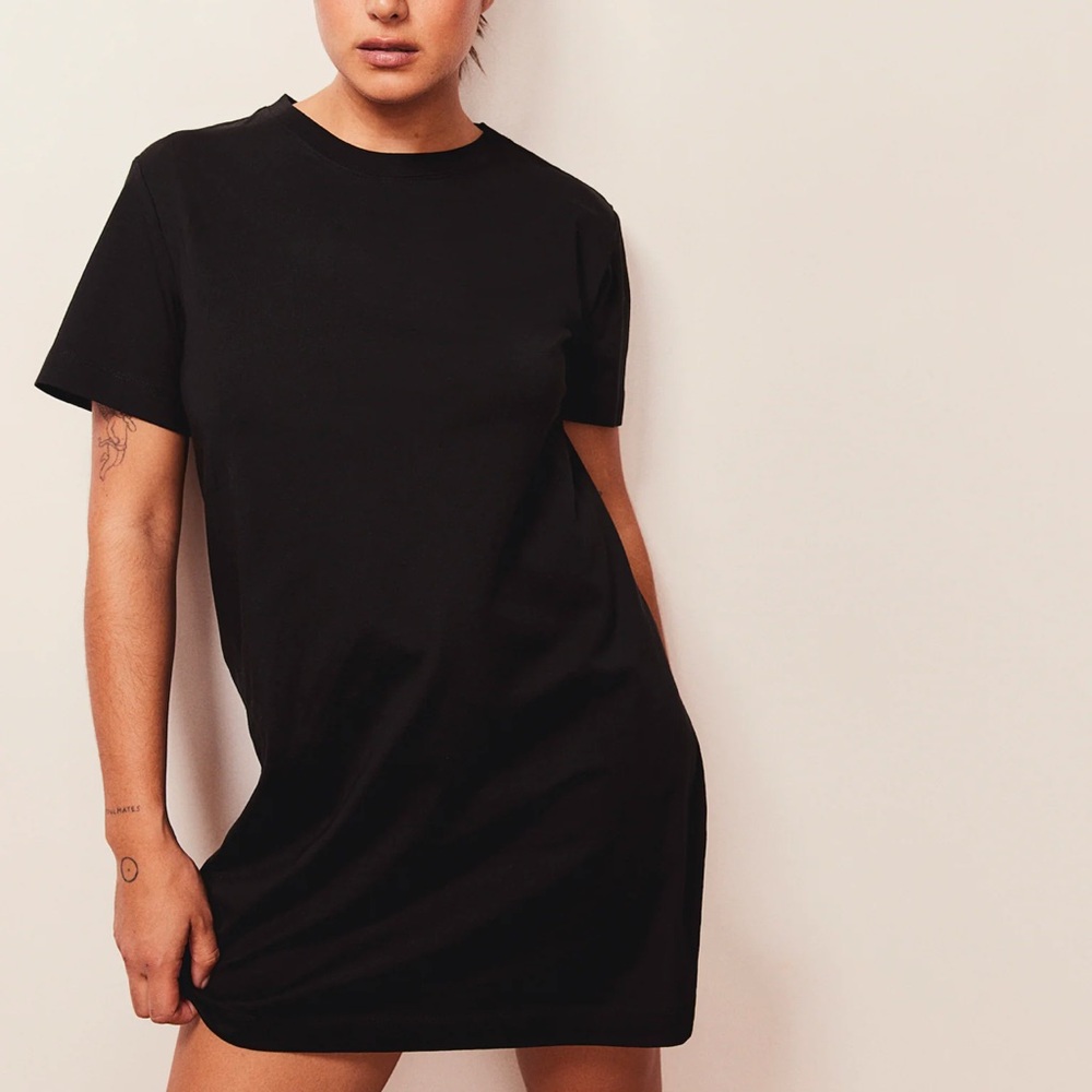 H&M Black T-Shirt Dress
